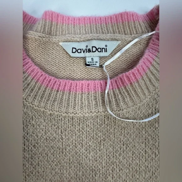 NWOT DAVI & DANI Oversized Textured Knit Daisy Sweater Womens Small - Picture 5 of 11